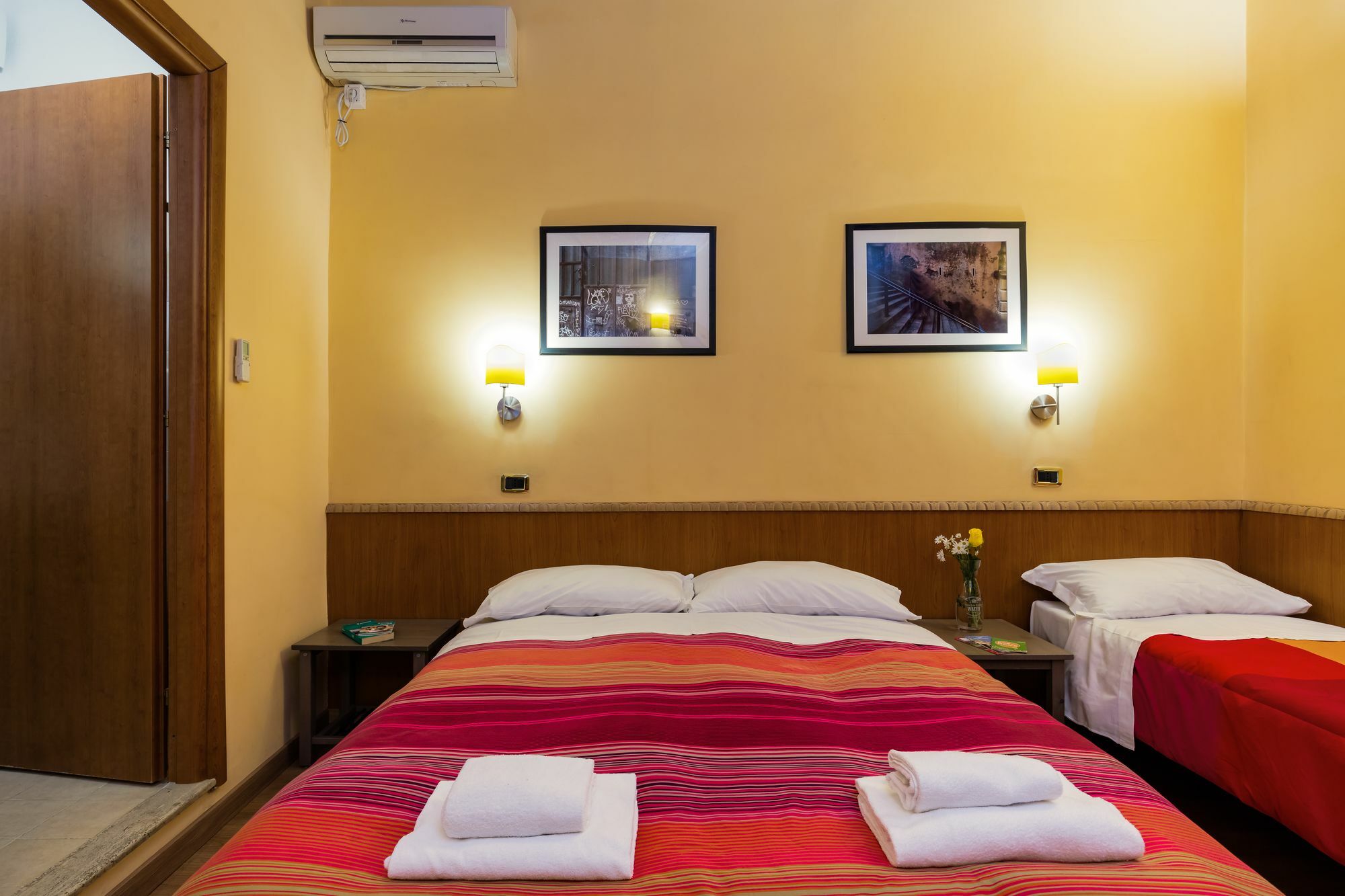 Domus Avi - Guest House Rzym Zewnętrze zdjęcie
