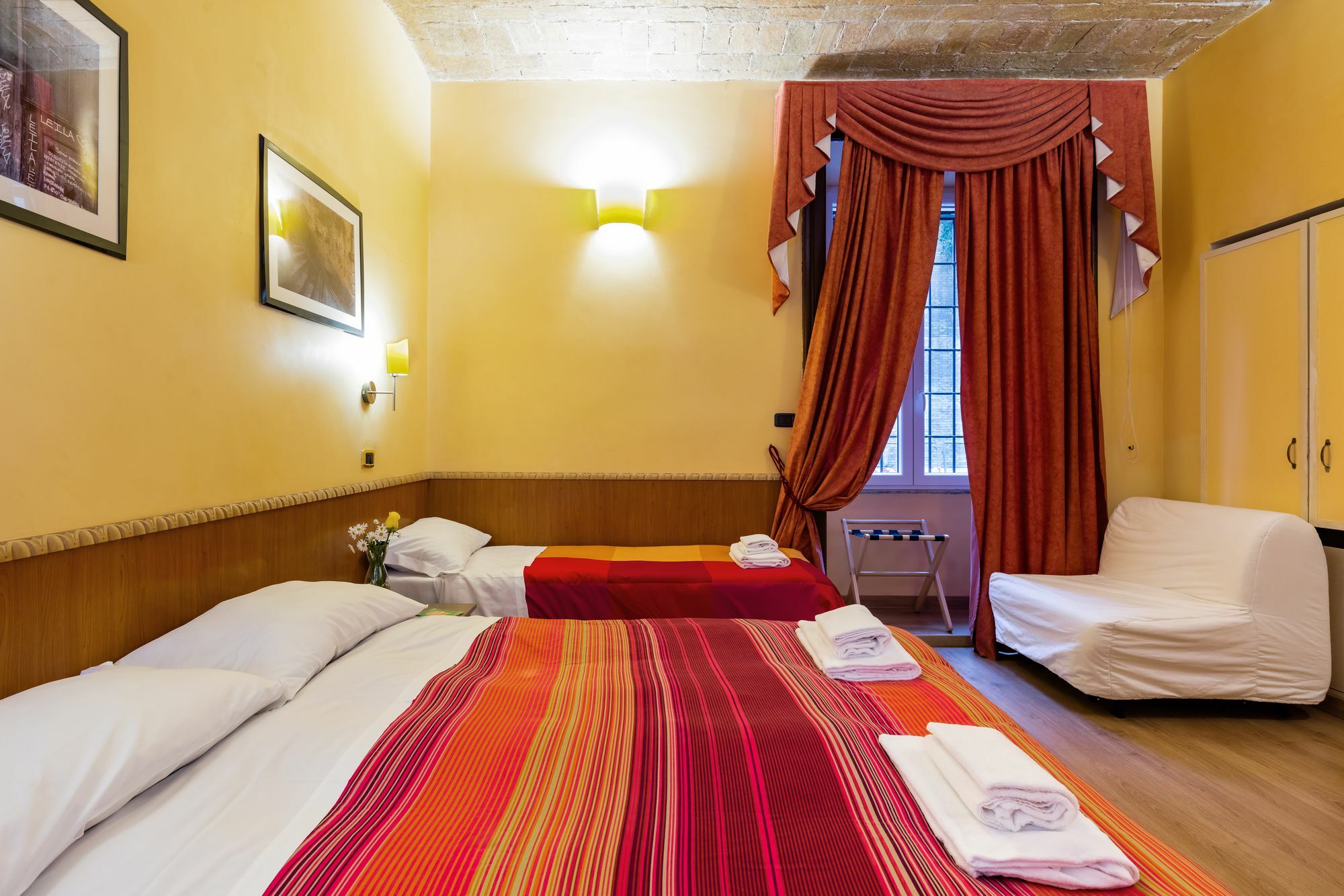 Domus Avi - Guest House Rzym Zewnętrze zdjęcie